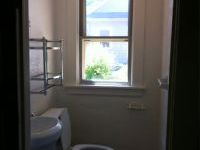 1027 W Mansfield: Main Bathroom